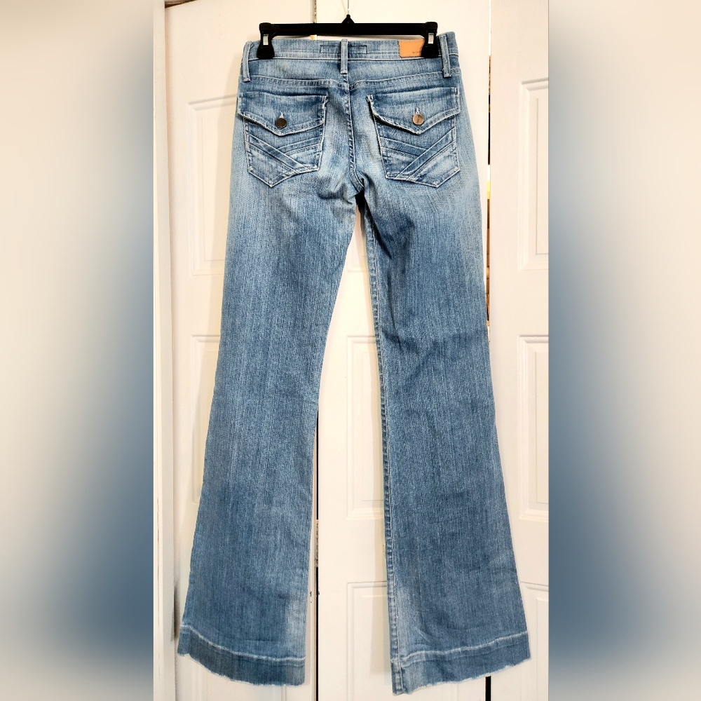GOLDSIGN BEAUTIFUL "SUNSET" STRETCH LIGHT BLUE JEANS 25 x 34" Long